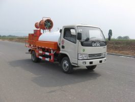 绿化喷洒车