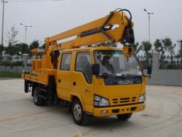 高空作业车