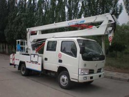 高空作业车