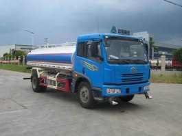 洒水车