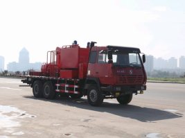洗井供液车