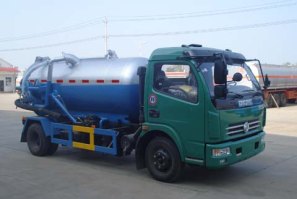 吸污车