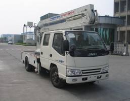 高空作业车