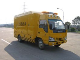 工程抢险车
