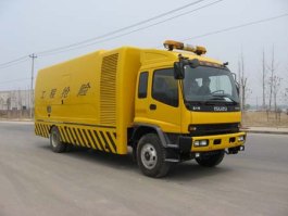 工程抢险车