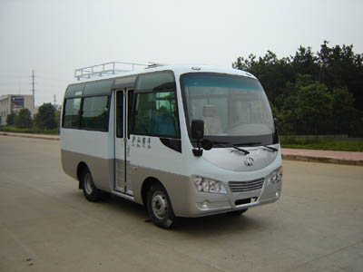 晶马5.2米10-14座轻型客车(JMV6510AZ1)