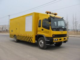 工程抢险车