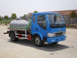 吸粪车
