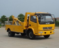 东风牌EQ5070TQZ9AD3AC清障车