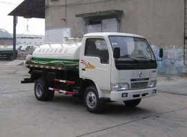 沼气池吸污车