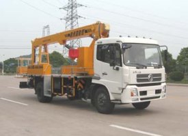 高空作业车