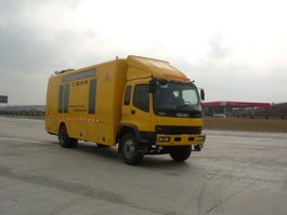 工程抢险车