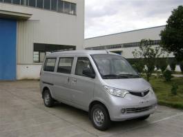 飞碟牌FD6422型多用途乘用车