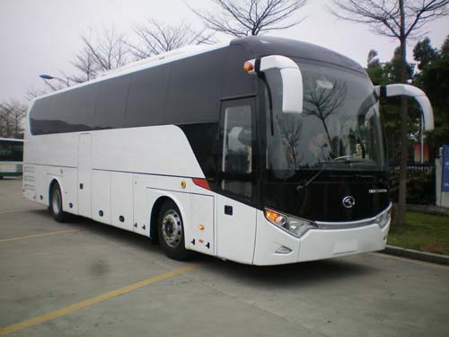 金龙11.5米24-51座客车(XMQ6115AYD3B)