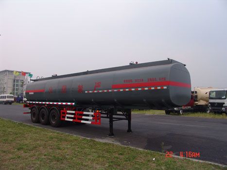 宏宙11.8米30吨化工液体运输半挂车(HZZ9401GHY)