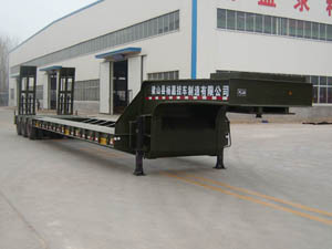 杨嘉16米25.5吨特种低平板半挂车(LHL9406TDP)
