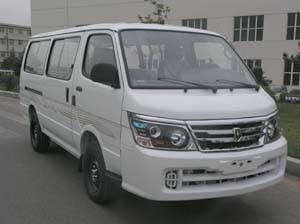 金杯5.1米6-9座轻型客车(SY6513P1S1H)