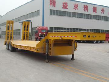 杨嘉12.5米27.5吨低平板半挂车(LHL9350TDP)