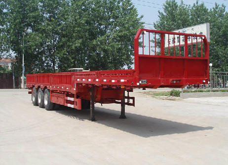 兆鑫13米33.5吨半挂车(CHQ9403)