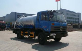 吸污车