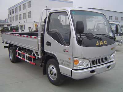 HFC1060K3T 江淮120马力单桥柴油4.2米国三载货汽车图片