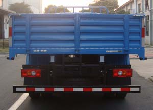 JX1090TPK23 江铃4.3米载货汽车图片