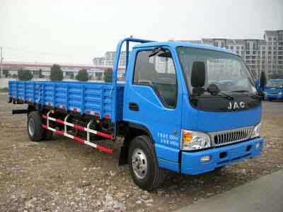 HFC1081K3T 江淮181马力单桥柴油5.2米国三载货汽车图片