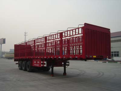 骏强13米33.5吨畜禽运输半挂车(JQ9400CCQ)