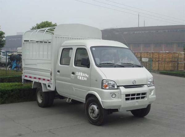 南骏牌NJP5030CCYRS28BC仓栅式运输车