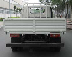 JX1042TG23 江铃4.1米载货汽车图片