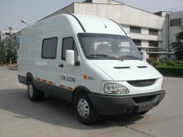 依维柯厢式运输车