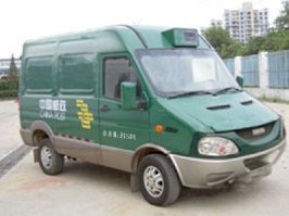 依维柯邮政车