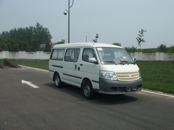 金龙5米10-11座轻型客车(XMQ6500E53)