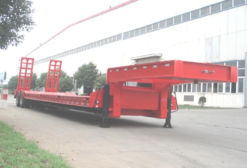 江淮扬天16米30吨低平板半挂车(CXQ9401TDPA)
