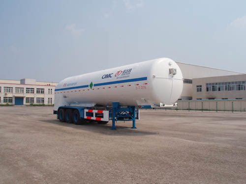 圣达因12.1米27.5吨低温液体运输半挂车(SDY9401GDYY)