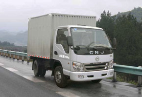 南骏牌NJP5030XXYED33B2厢式运输车