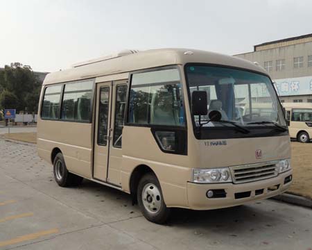 江铃6米10-19座客车(JX6606VDA)