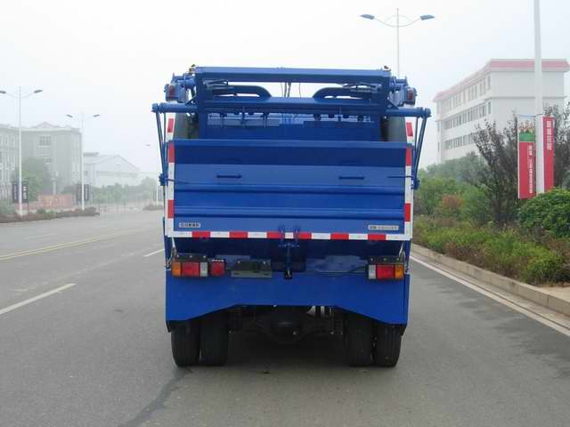 中联牌ZLJ5100ZYSE3压缩式垃圾车公告图片
