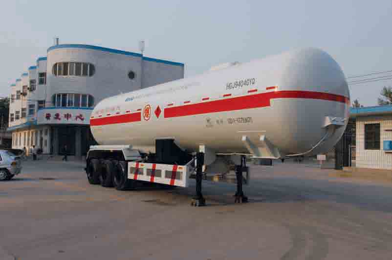 安瑞科12.9米23吨液化气体运输半挂车(HGJ9404GYQ)