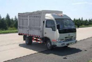 仓栅式运输车