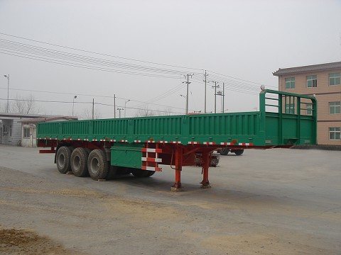 川腾12.1米28吨半挂车(HBS9350)