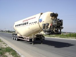 粉粒物料运输半挂车