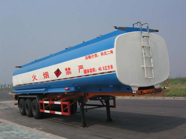 宏宙11米27吨化工液体运输半挂车(HZZ9400GHY)