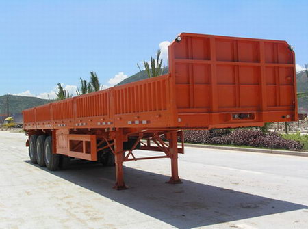 粤工13米30吨半挂车(SGG9380TL)