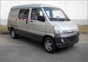 五菱牌LZW5029XXYQF厢式运输车