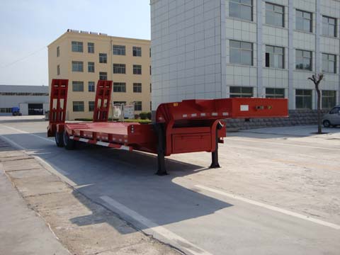 万事达12米27.2吨低平板运输半挂车(SDW9350TDP)