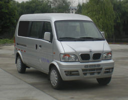 东风牌EQ5025XXYF12厢式运输车