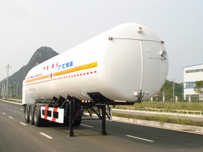博格达13米20.6吨低温液体运输半挂车(XZC9402GDY1)
