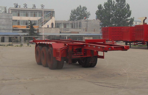 鲁岳8.5米35吨集装箱运输半挂车(LHX9403TJZ)
