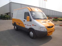 工程车